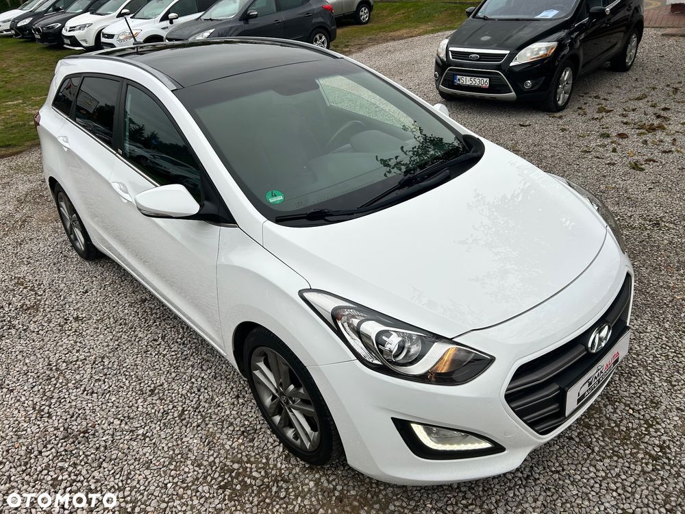 Hyundai i30 1.6 CRDi BlueDrive Premium - 22