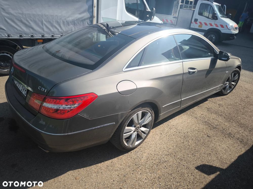 Mercedes-Benz Klasa E 350 CDI BlueEff - 1
