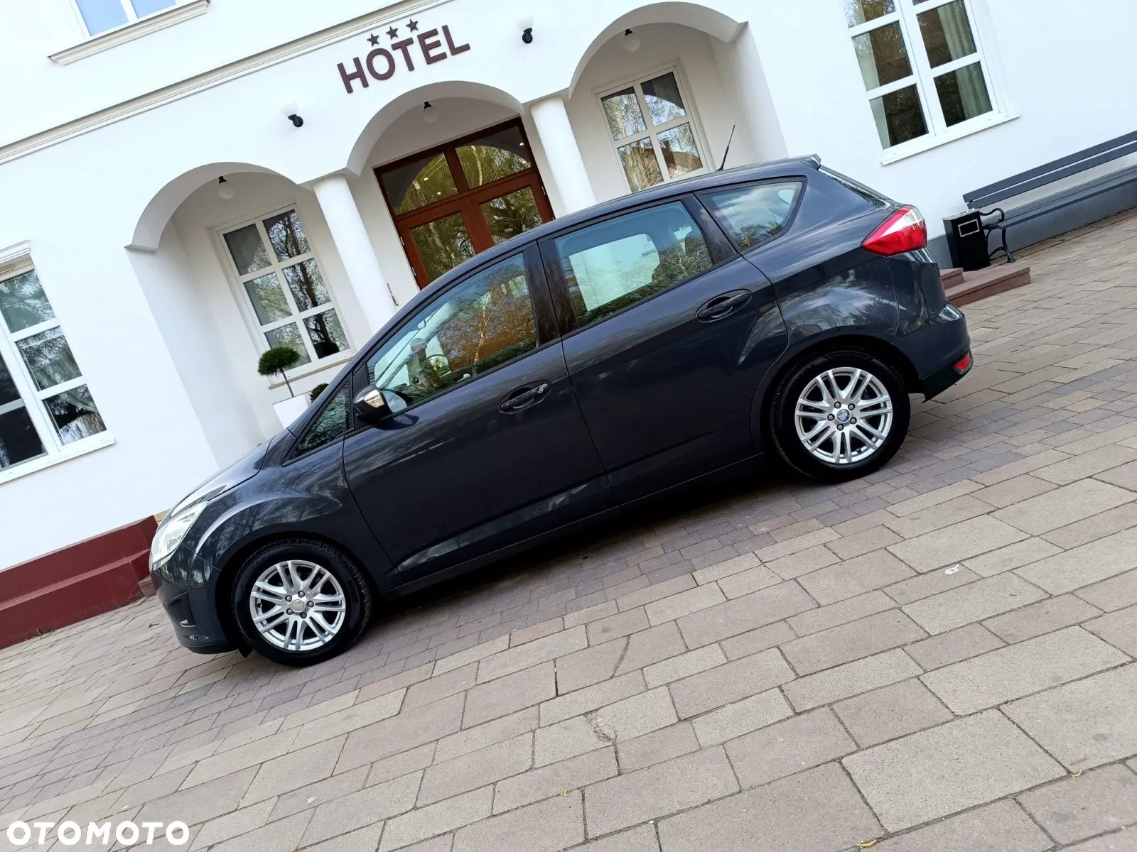 Ford C-MAX 1.6 TDCi Start-Stop-System Trend - 19
