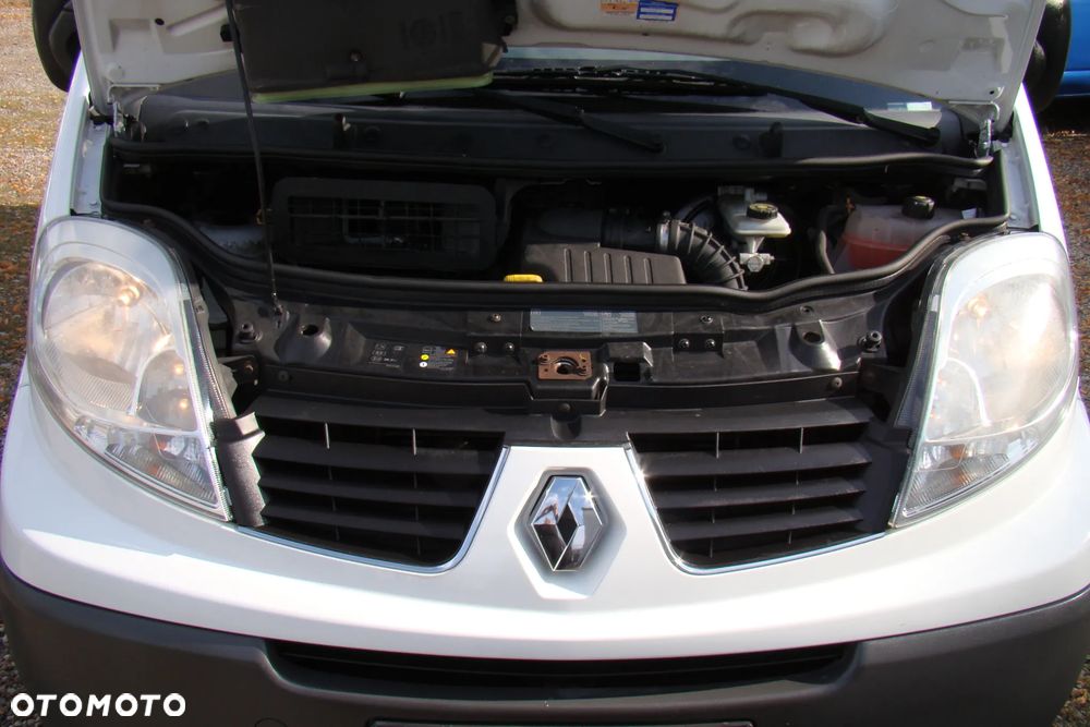 Renault Trafic - 15