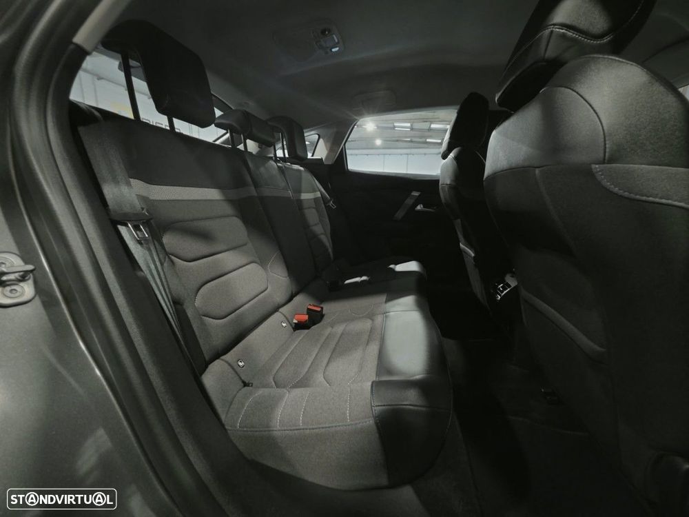Citroën C4 1.2 PureTech Plus EAT8 - 16