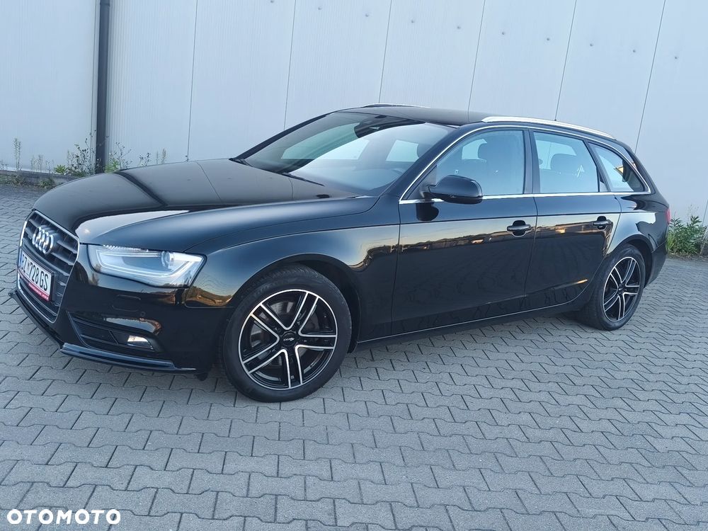 Audi A4 Avant 2.0 TDI Quattro S tronic - 9