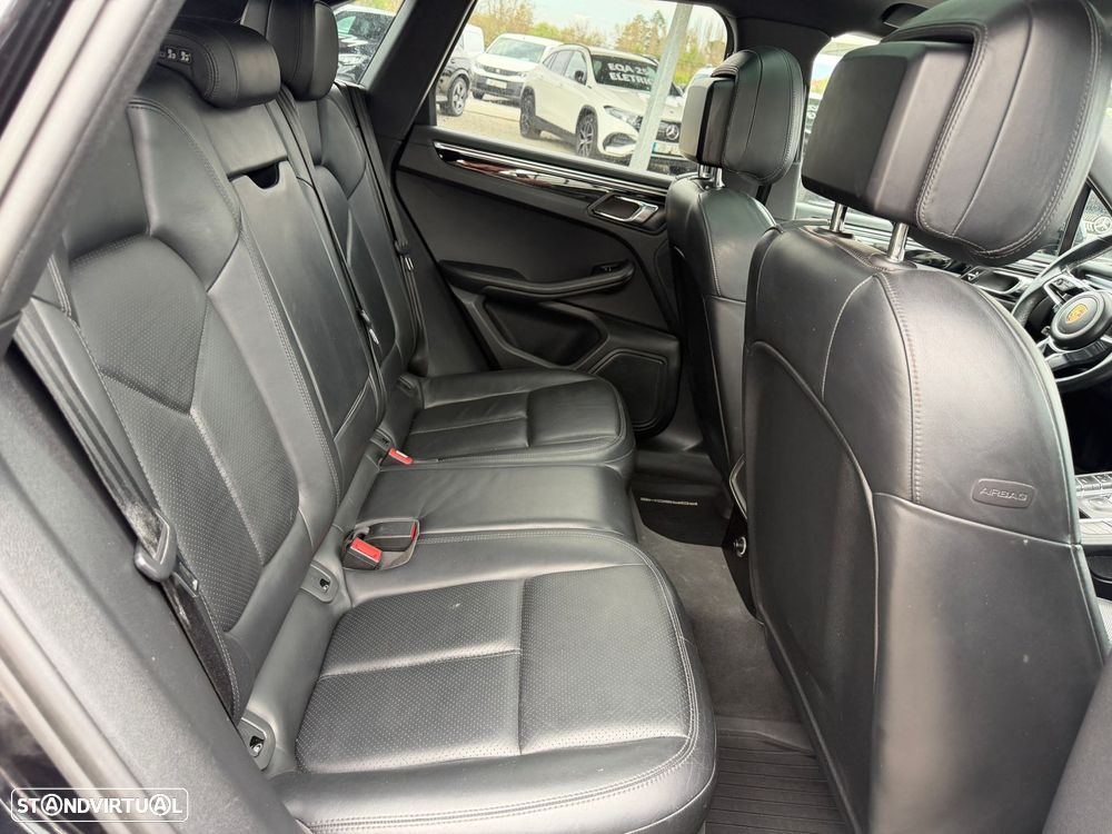 Porsche Macan S - 15