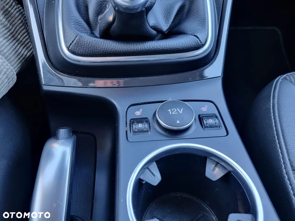 Ford Kuga 2.0 TDCi 4x4 Individual - 28