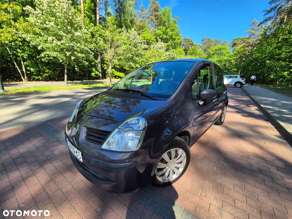 Renault Modus - 32