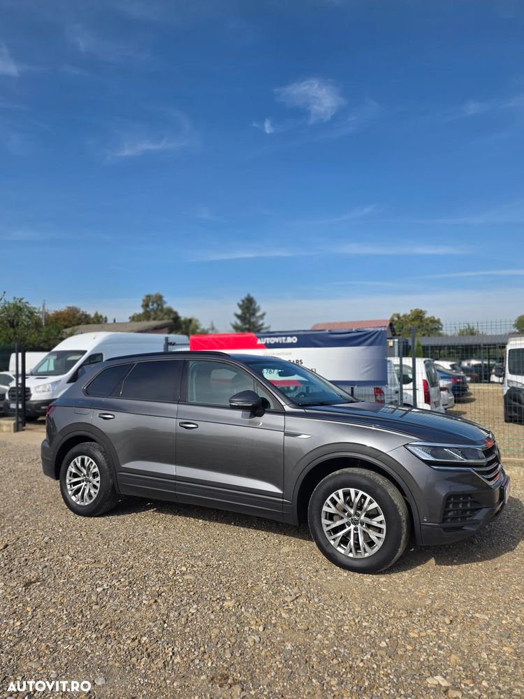 Volkswagen Touareg - 27