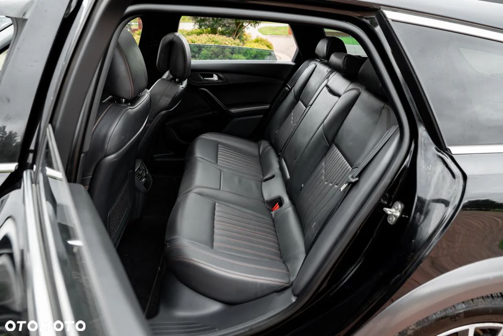 Peugeot 508 RXH Hybrid4 - 19