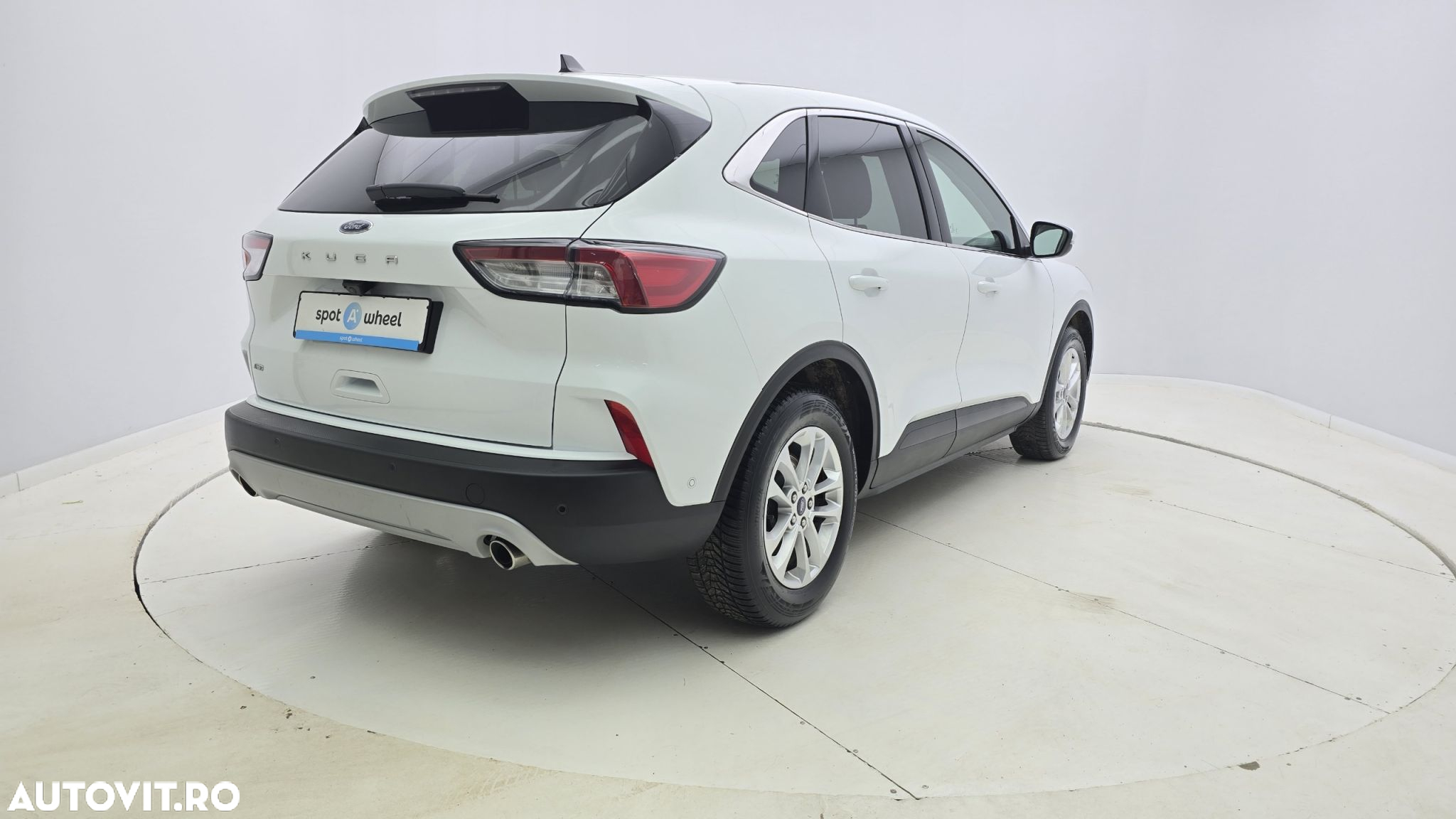 Ford Kuga - 6