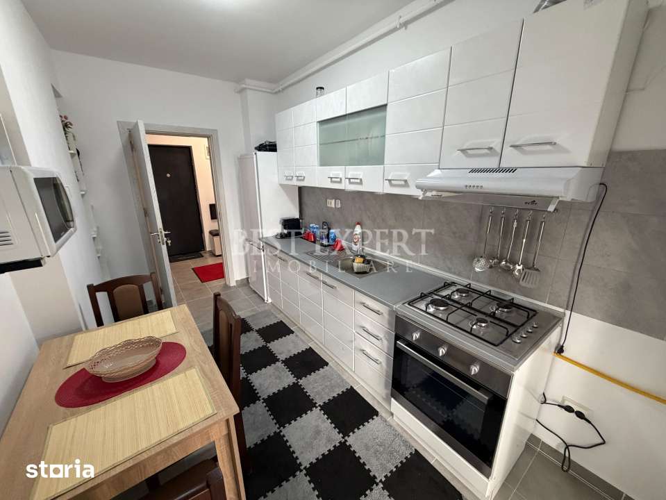 Apartament 2 camere decomandat | Mobilat si utilat | Loc de parcare su — fotografia 1