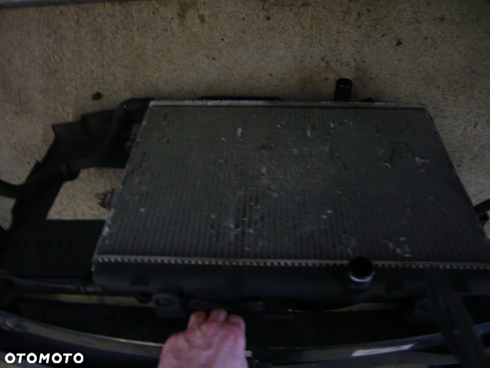 pas przedni komplet chłodnic wzmocnienie citroen xsara picasso 1.6b - 2