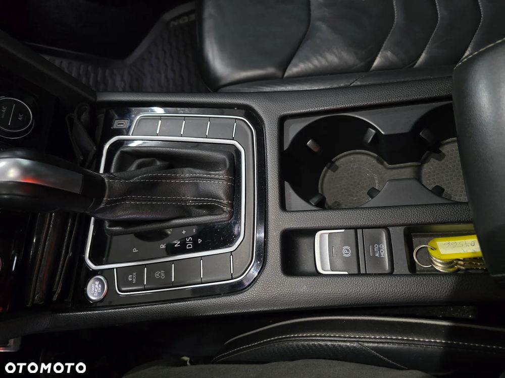 Volkswagen Arteon 2.0 TDI 4Motion SCR R-Line Edition DSG - 30