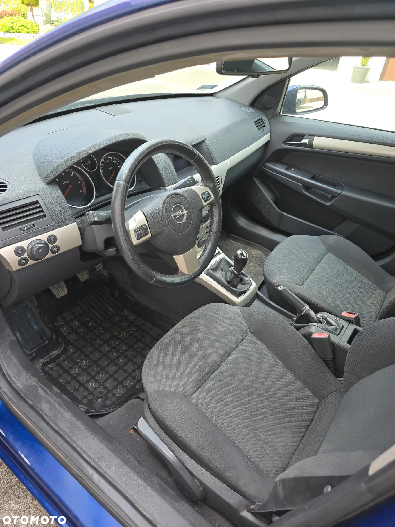 Opel Astra III 1.9 CDTI Cosmo - 3