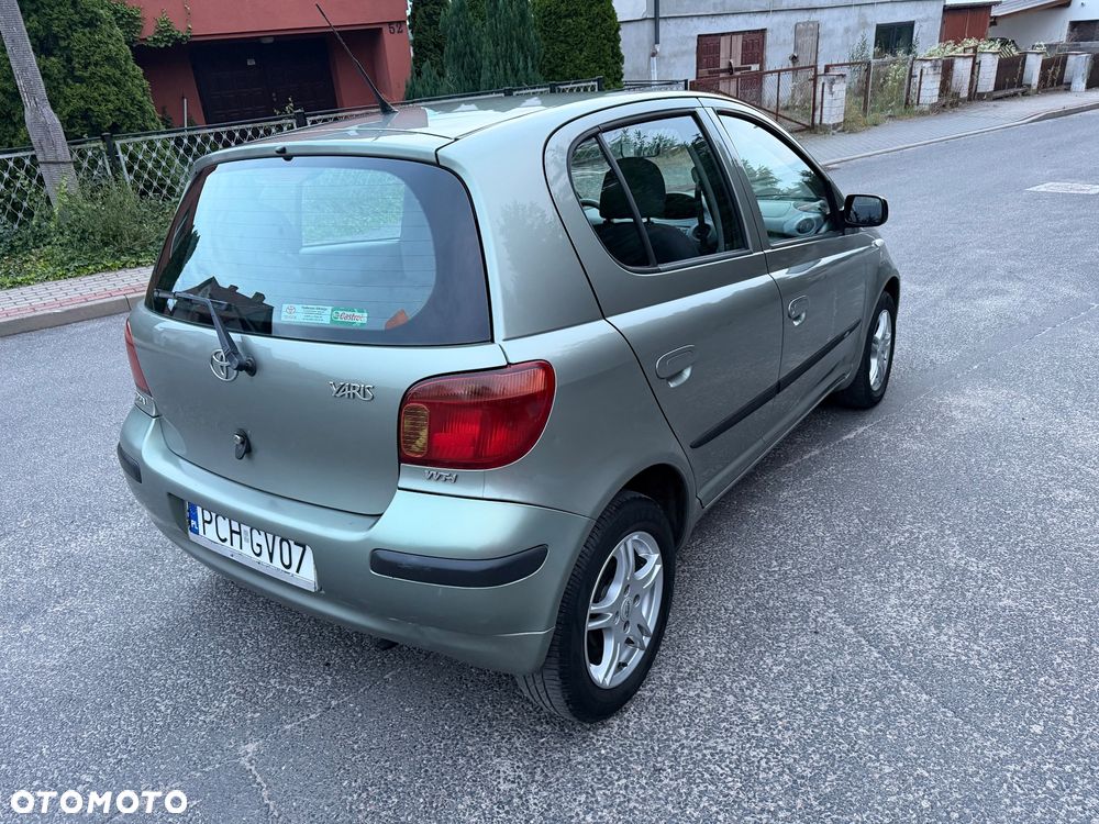 Toyota Yaris 1.0 Sol - 7