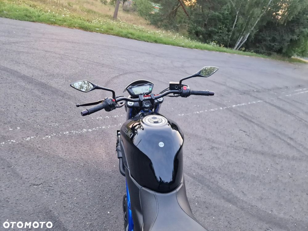 Suzuki SV - 7
