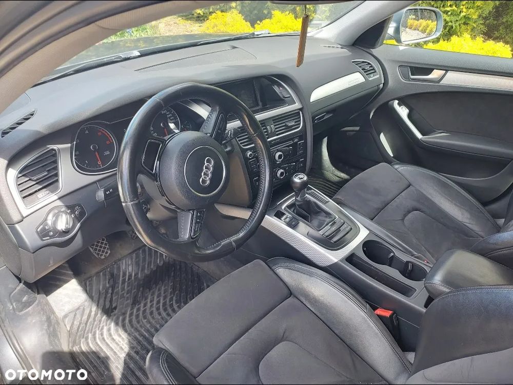 Audi A4 Avant 2.0 TDI Quattro - 9