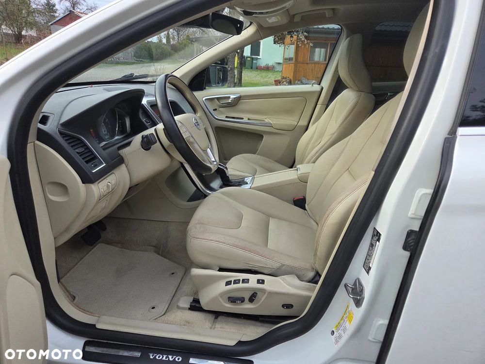 Volvo XC 60 T5 Drive-E Summum - 5