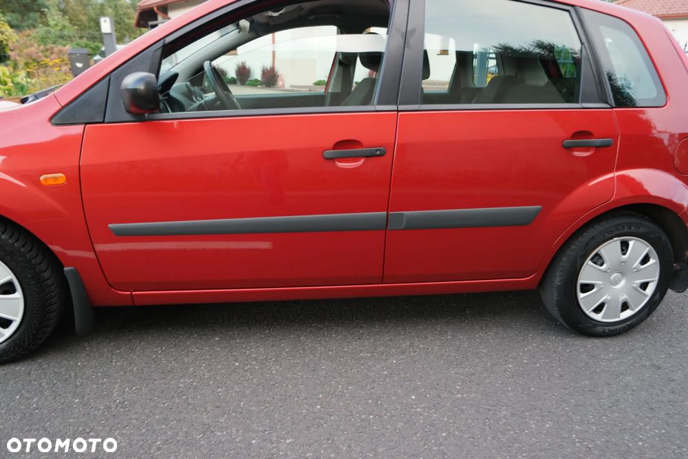 Ford Fiesta - 11