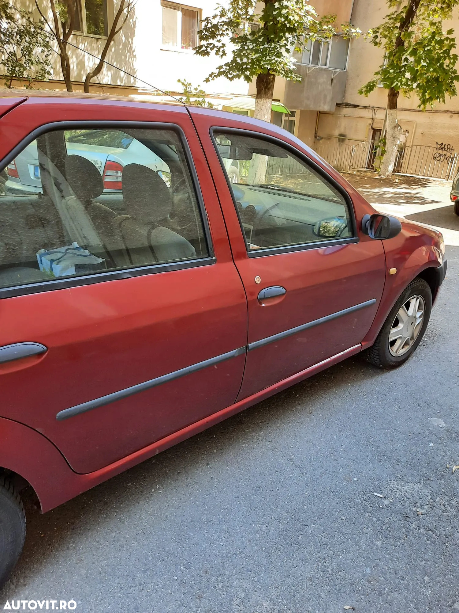Dacia Logan 1.6 MPI Ambition - 8