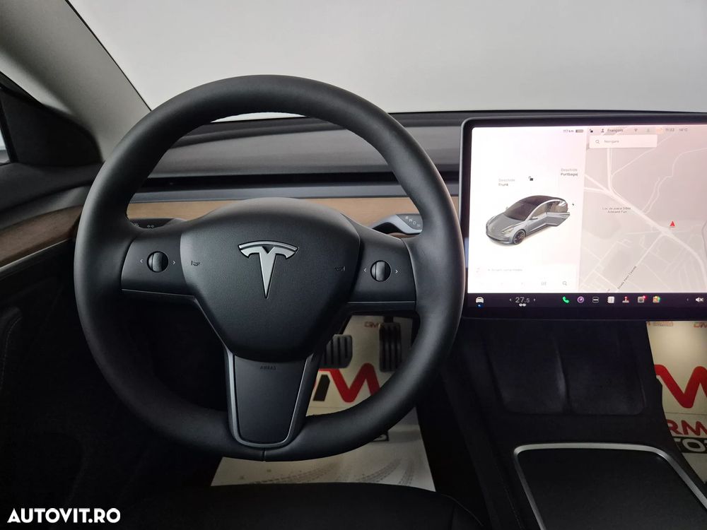 Tesla Model 3 Performance - 10