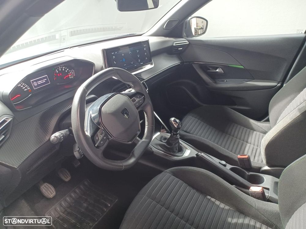 Peugeot 2008 1.2 PureTech Active - 8