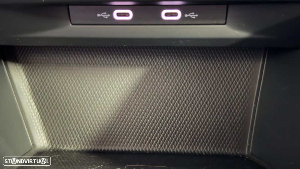 VW Golf 1.0 TSI Life - 21