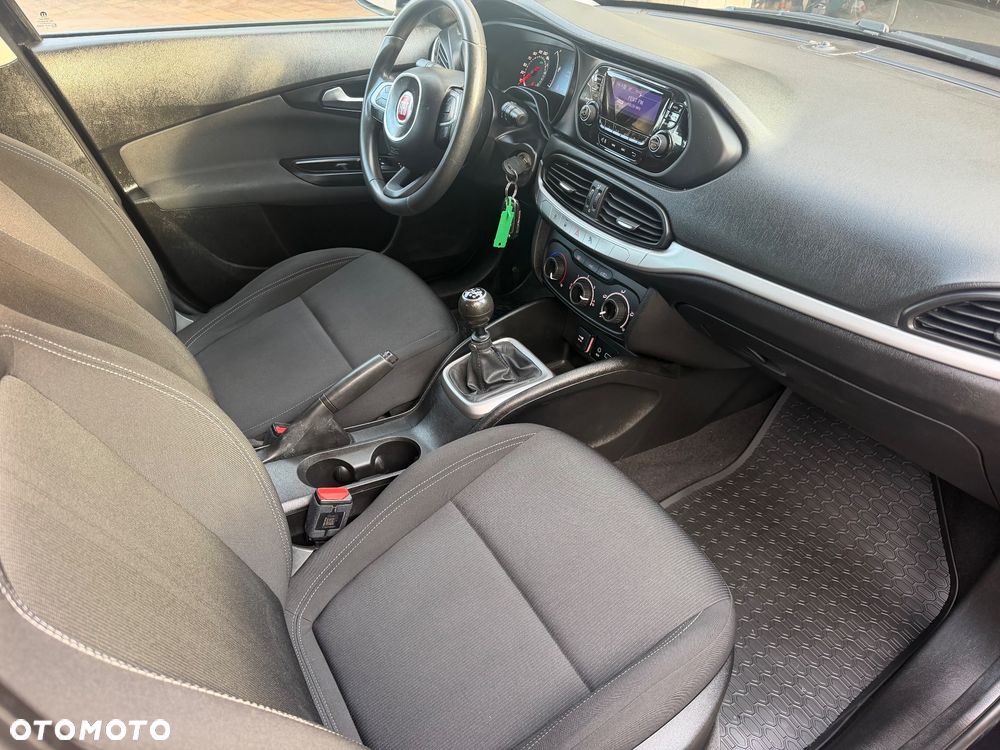 Fiat Tipo 1.4 16V More - 11