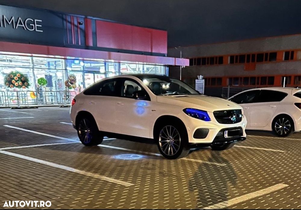 Mercedes-Benz GLE - 12
