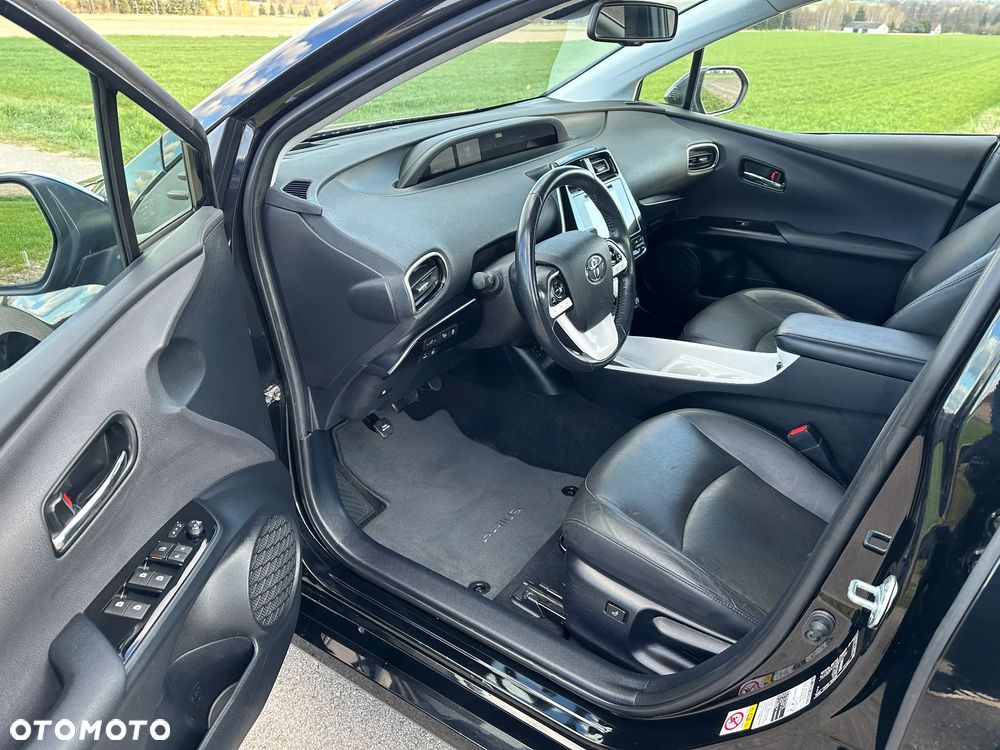 Toyota Prius 1.8 Hybrid Prestige - 10