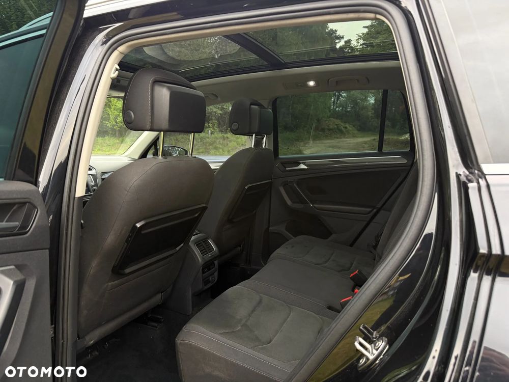 Volkswagen Tiguan - 11