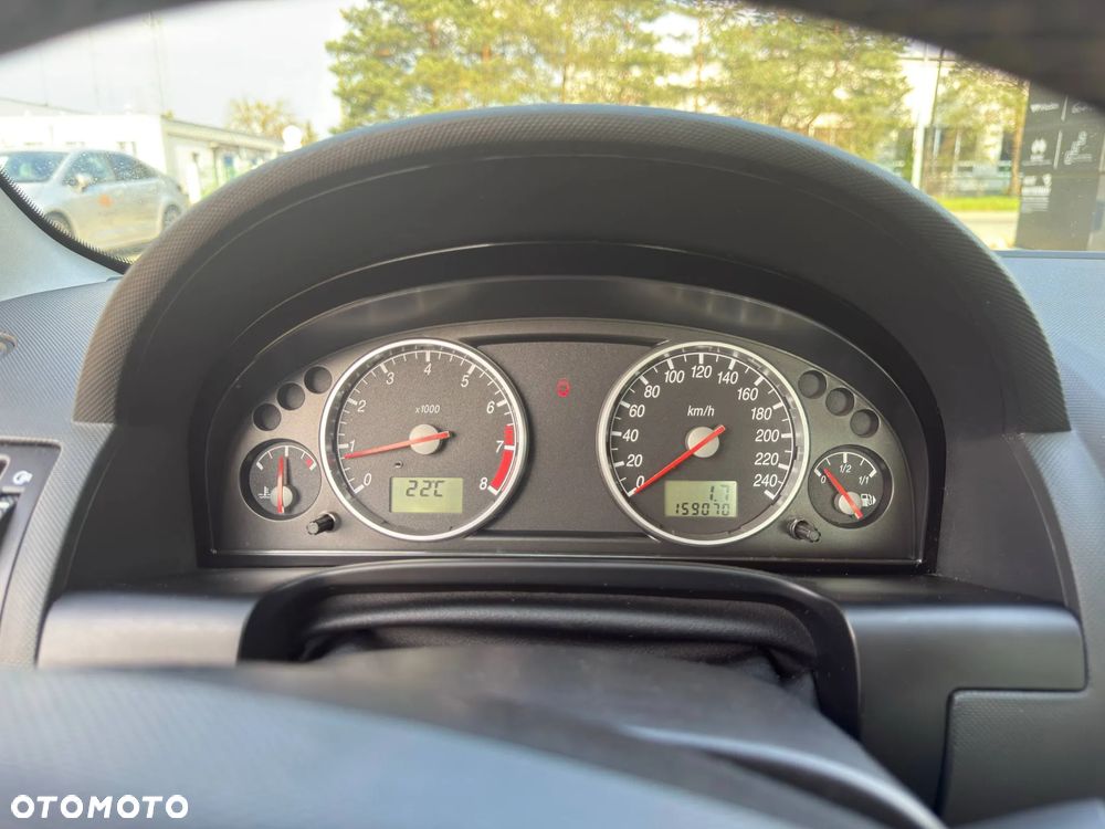 Ford Mondeo 2.0 Ghia - 17