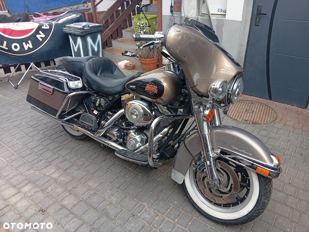 Harley-Davidson FLH Electra Glide - 4