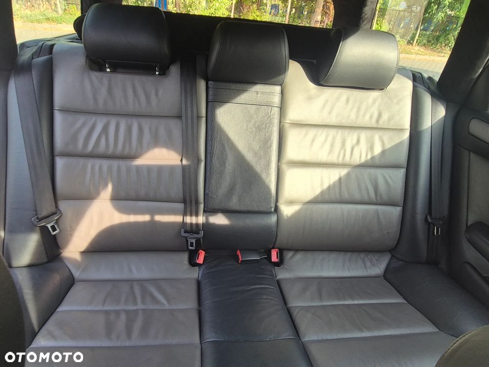 Audi A6 Allroad - 27