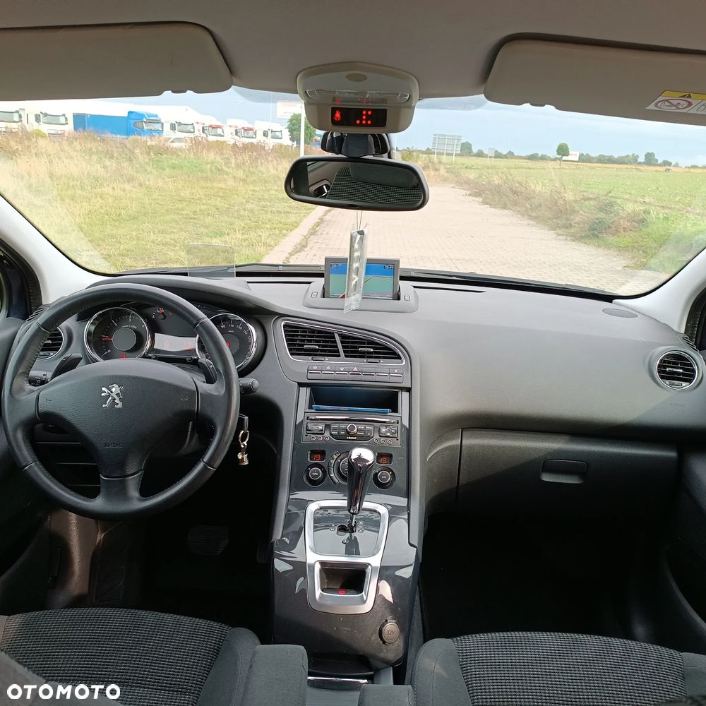 Peugeot 5008 e-HDI FAP 115 EGS6 Stop&Start Active - 7