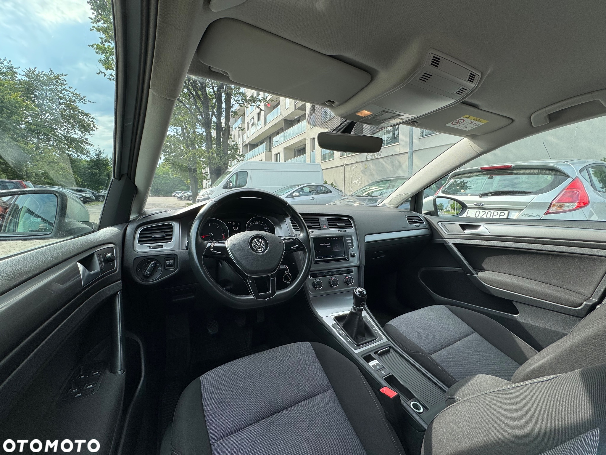 Volkswagen Golf VII 1.6 TDI BMT Comfortline - 9