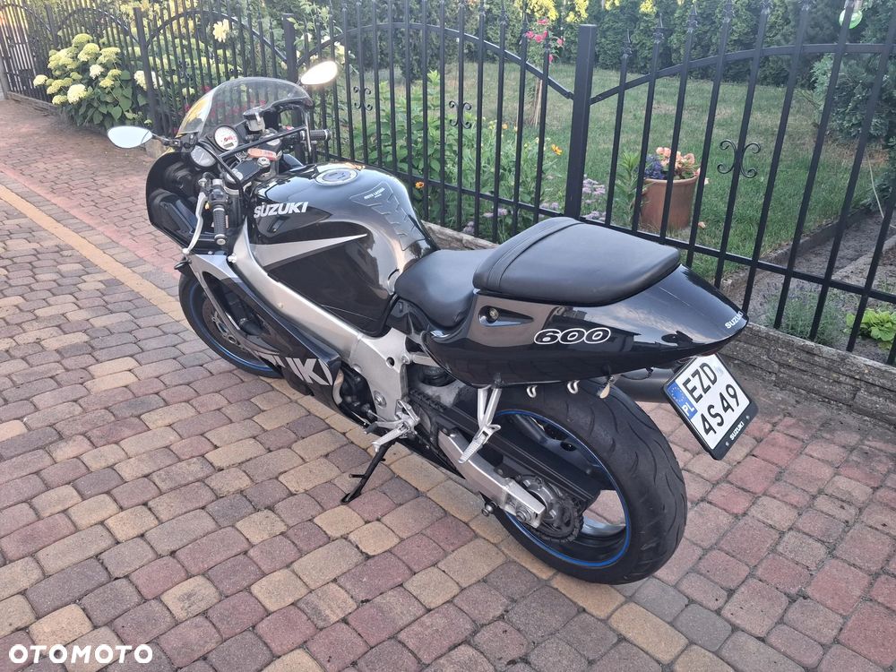 Suzuki GSX-R - 8