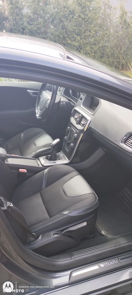 Volvo V40 D2 Momentum - 5