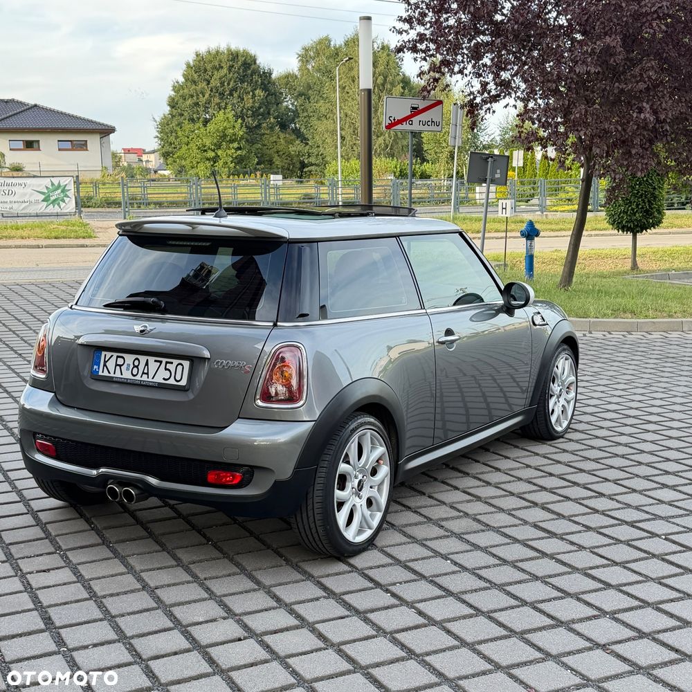 MINI Cooper S - 10
