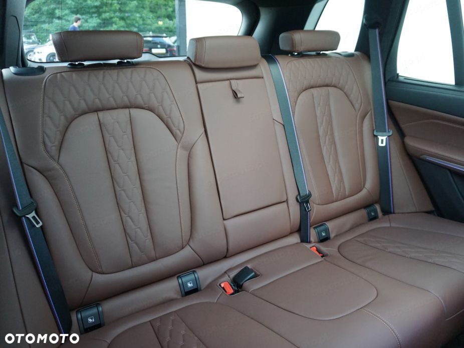 BMW X5 xDrive40d mHEV M Sport sport - 16