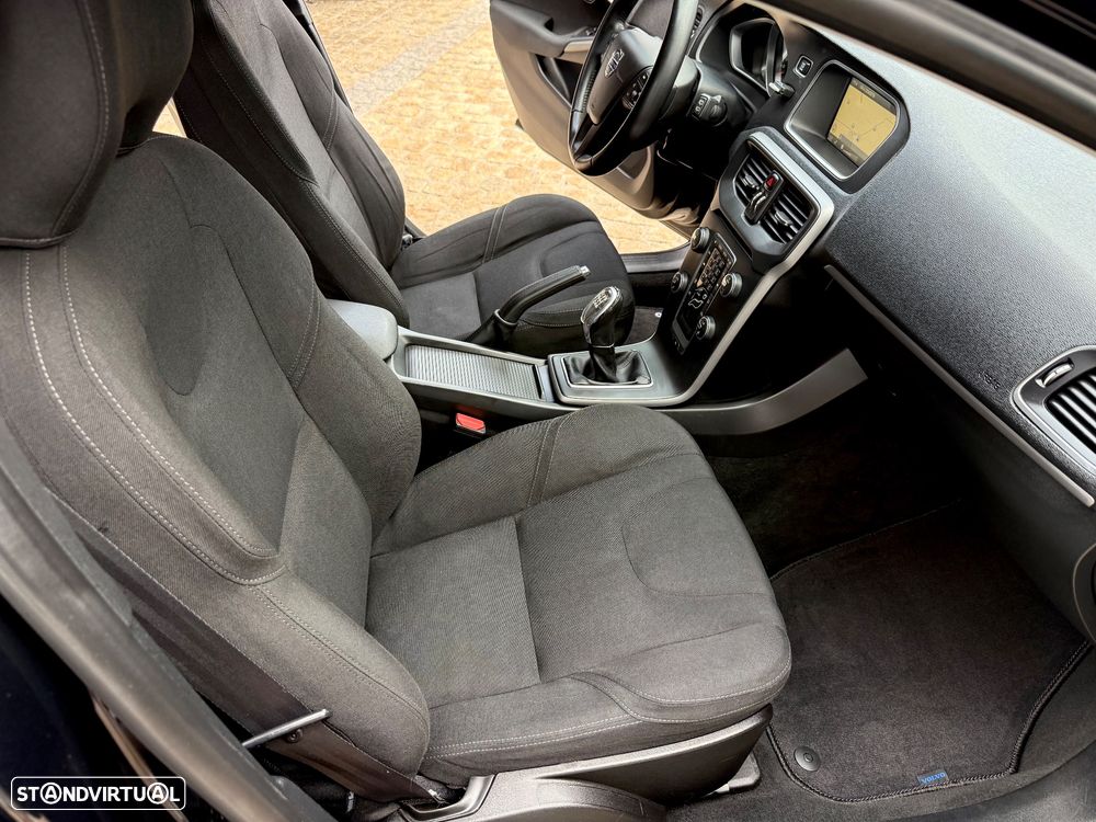 Volvo V40 D2 Kinetic - 51