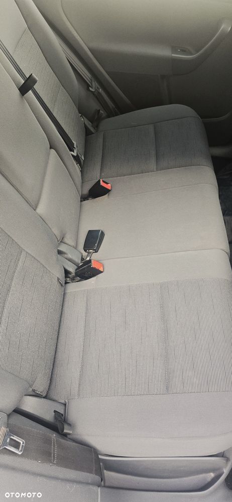 Volkswagen Golf Plus - 6