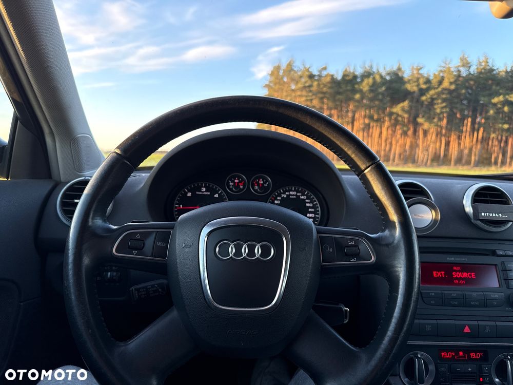 Audi A3 Sportback 2.0 TDI DSG Ambition - 21