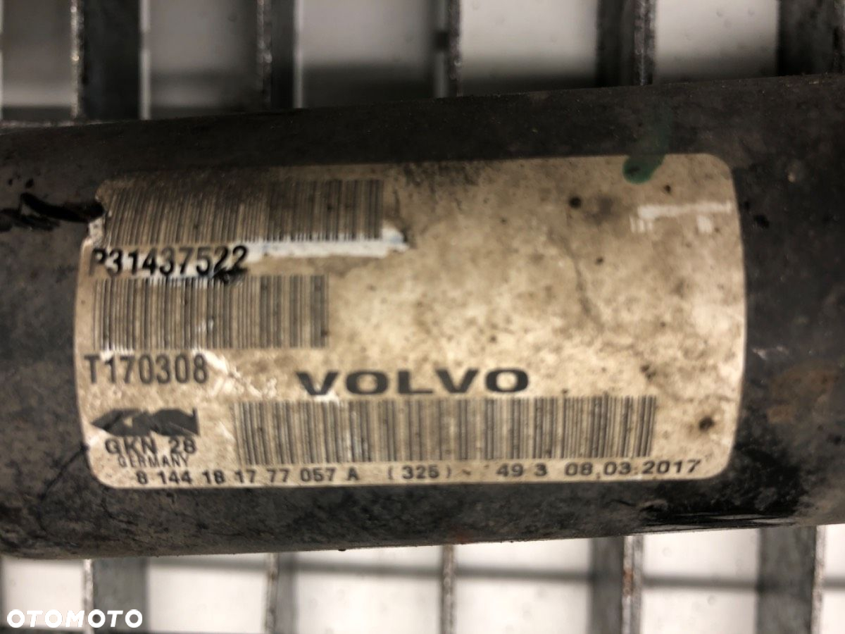 PÓŁOŚ PRAWY PRZÓD - 536.00 PLN - VOLVO XC60 I SUV (156) 2008 - 2017 D3 110 kW [150 KM] olej - 4