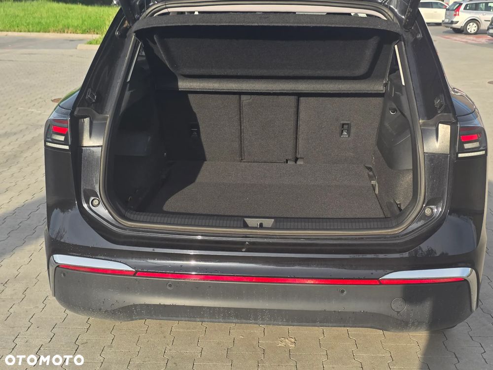 Volkswagen Tiguan - 26
