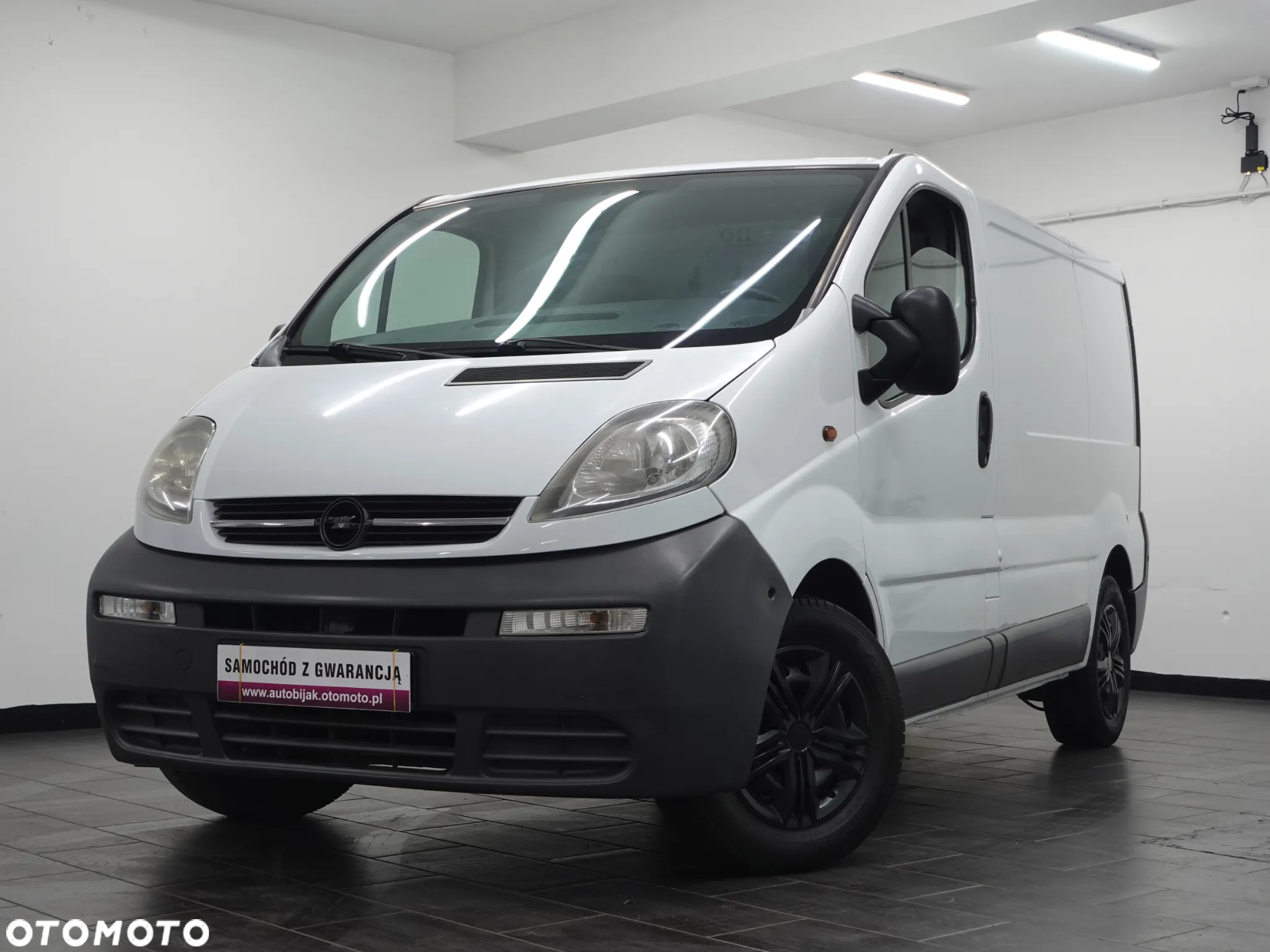 Opel Vivaro - 17