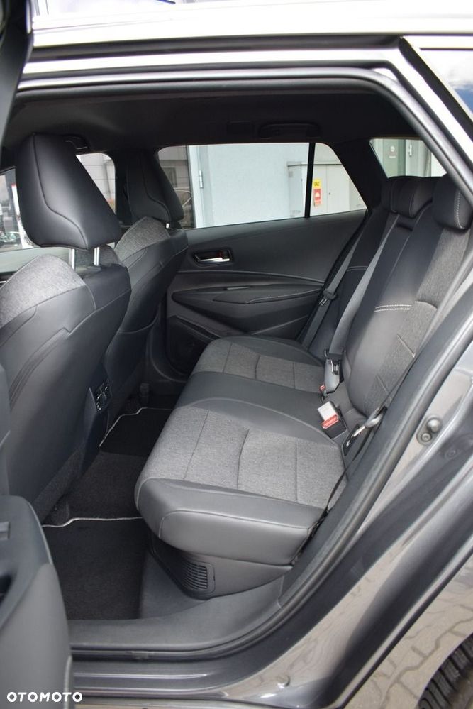 Toyota Corolla 2.0 Hybrid Style - 15