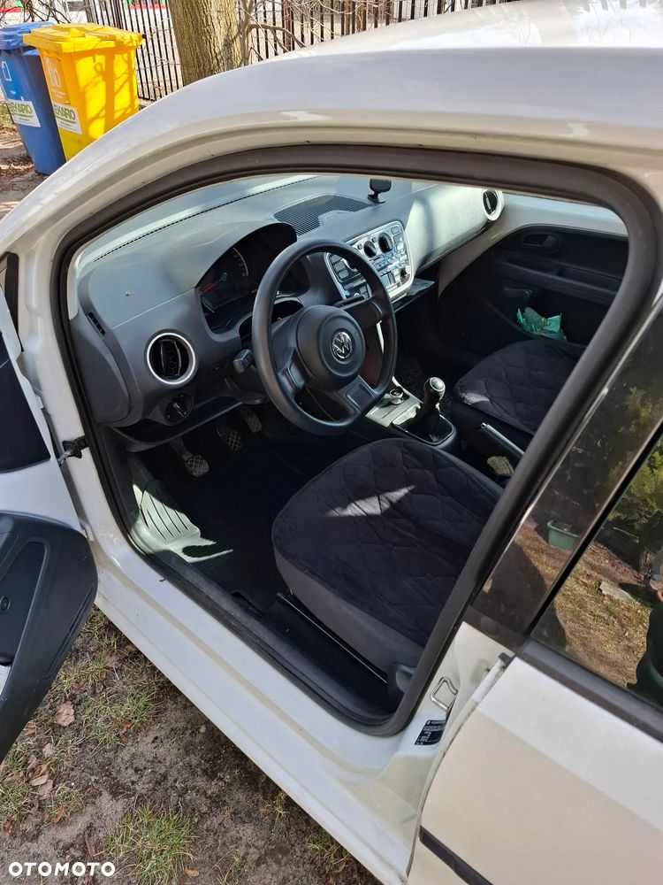 Volkswagen up! - 11