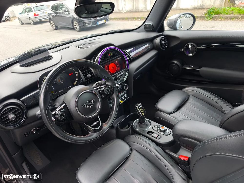 MINI 3 Portas Cooper SE Premium Extra Yours - 12