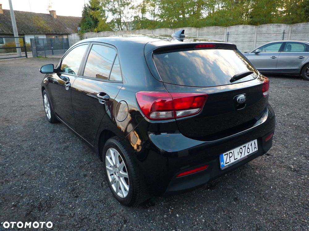 Kia Rio 2018 photo 3