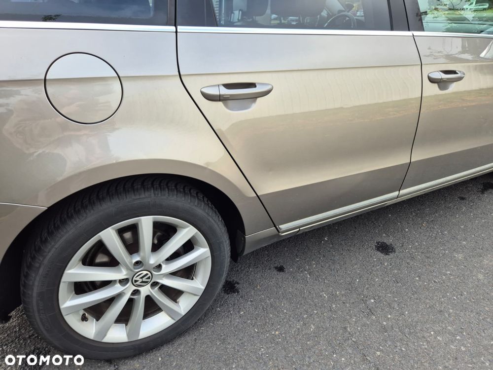 Volkswagen Passat 1.8 TSI Highline DSG - 33