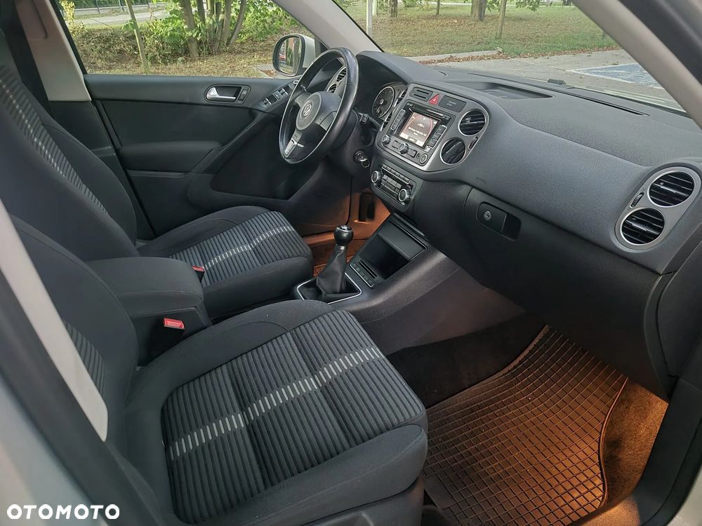 Volkswagen Tiguan - 9